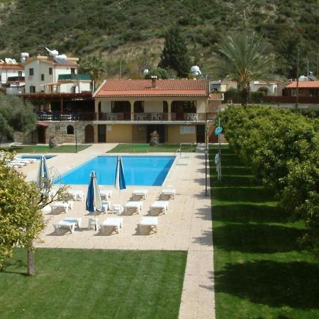 Skeleas 10 Apartment Pissouri Bagian luar foto