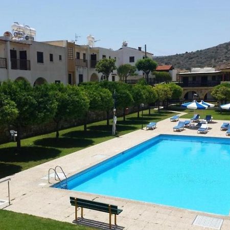 Skeleas 10 Apartment Pissouri Bagian luar foto