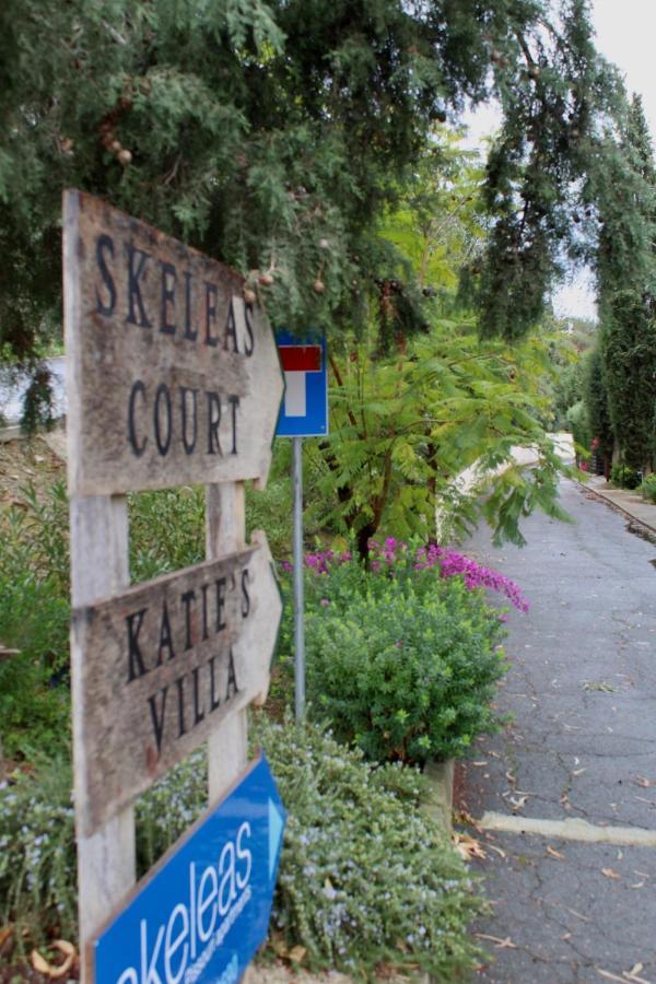 Skeleas 10 Apartment Pissouri Bagian luar foto