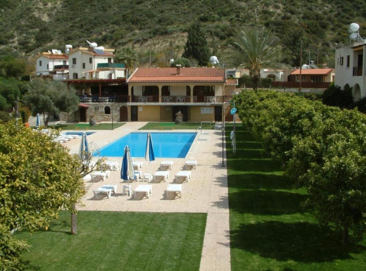Skeleas 10 Apartment Pissouri Bagian luar foto